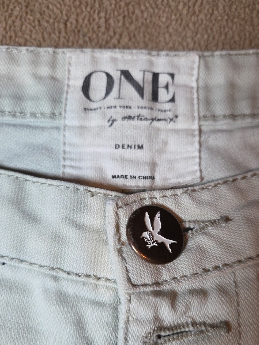 One by Teaspoon White High-Rise Frayed Hem Denim Shorts,sz 29. - Picture 2 of 16